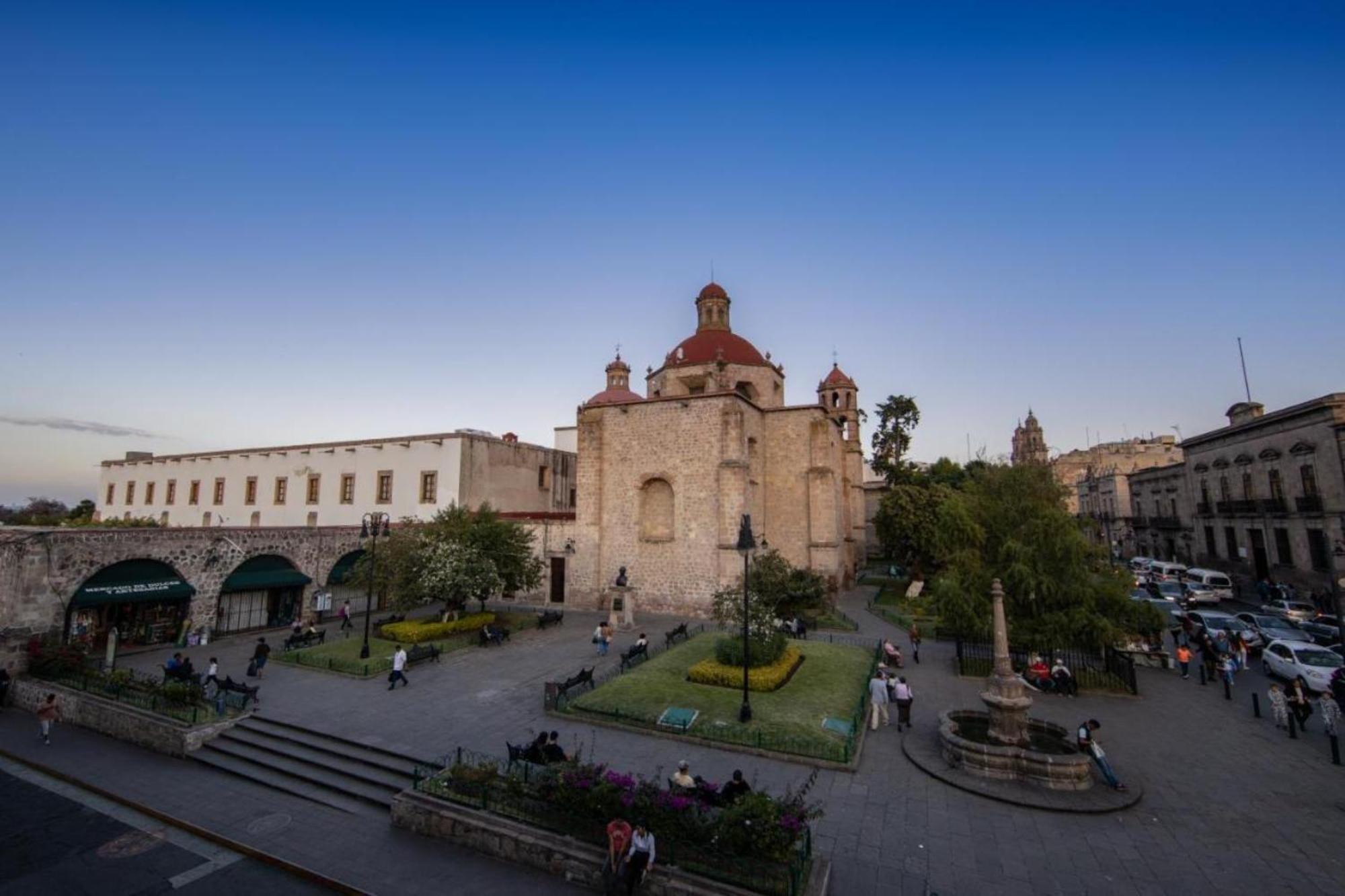 Oyo Hostal Mich Morelia Exterior foto